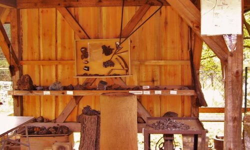 historischer Rennofen