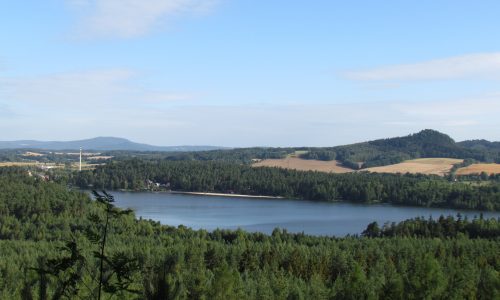 Hamerské jezero od Hamerského Špičáku